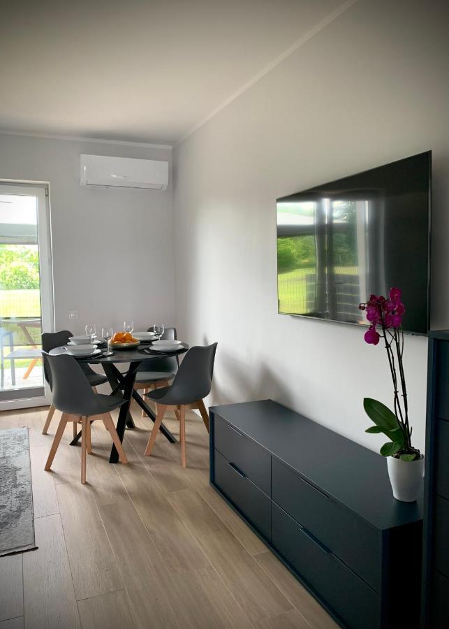 Apartament Sarbinowo Z Ogródkiem Zewnętrze zdjęcie